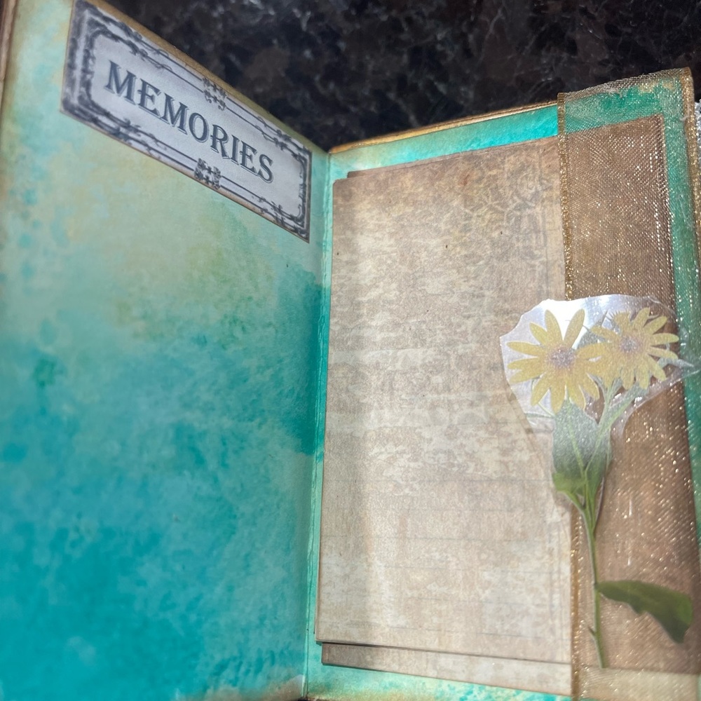 Mini junk journal - Picture 9 of 12